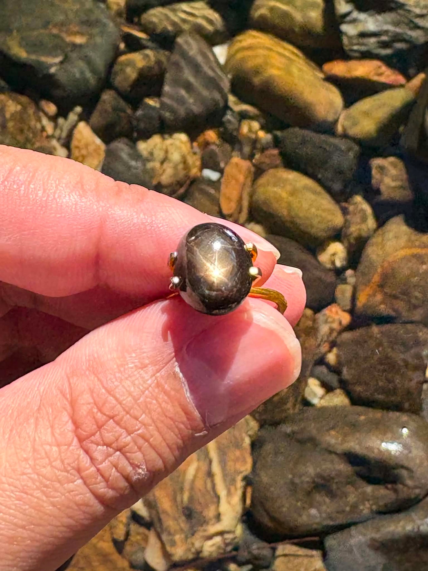 Australian Gold Double Sided Star Sapphire Gemstone N9